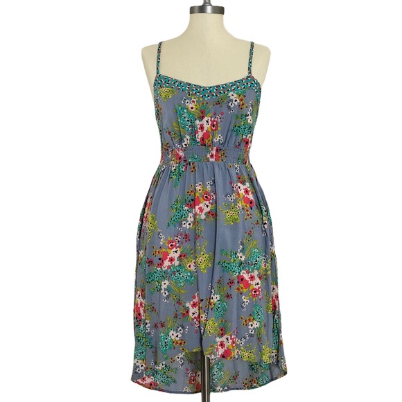 Xhilaration Dresses & Skirts - Xhilaration floral dress